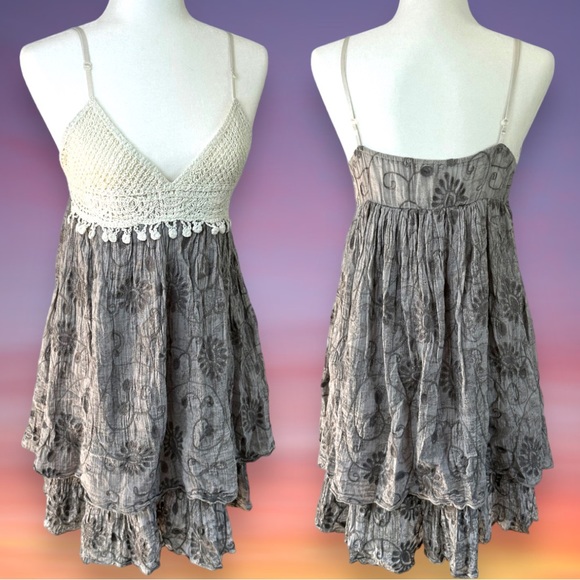 Cecico Crochet Boho Knit Triangle Floral Beach Cover Up Dress Gray White Medium - Picture 1 of 14
